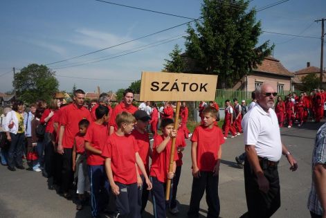 tuzoltoversenyen_felnott_es_diak_csapataink_2009..jpg